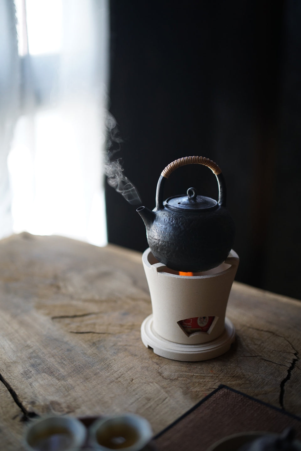 Black or White Fenglu Kettle Stove