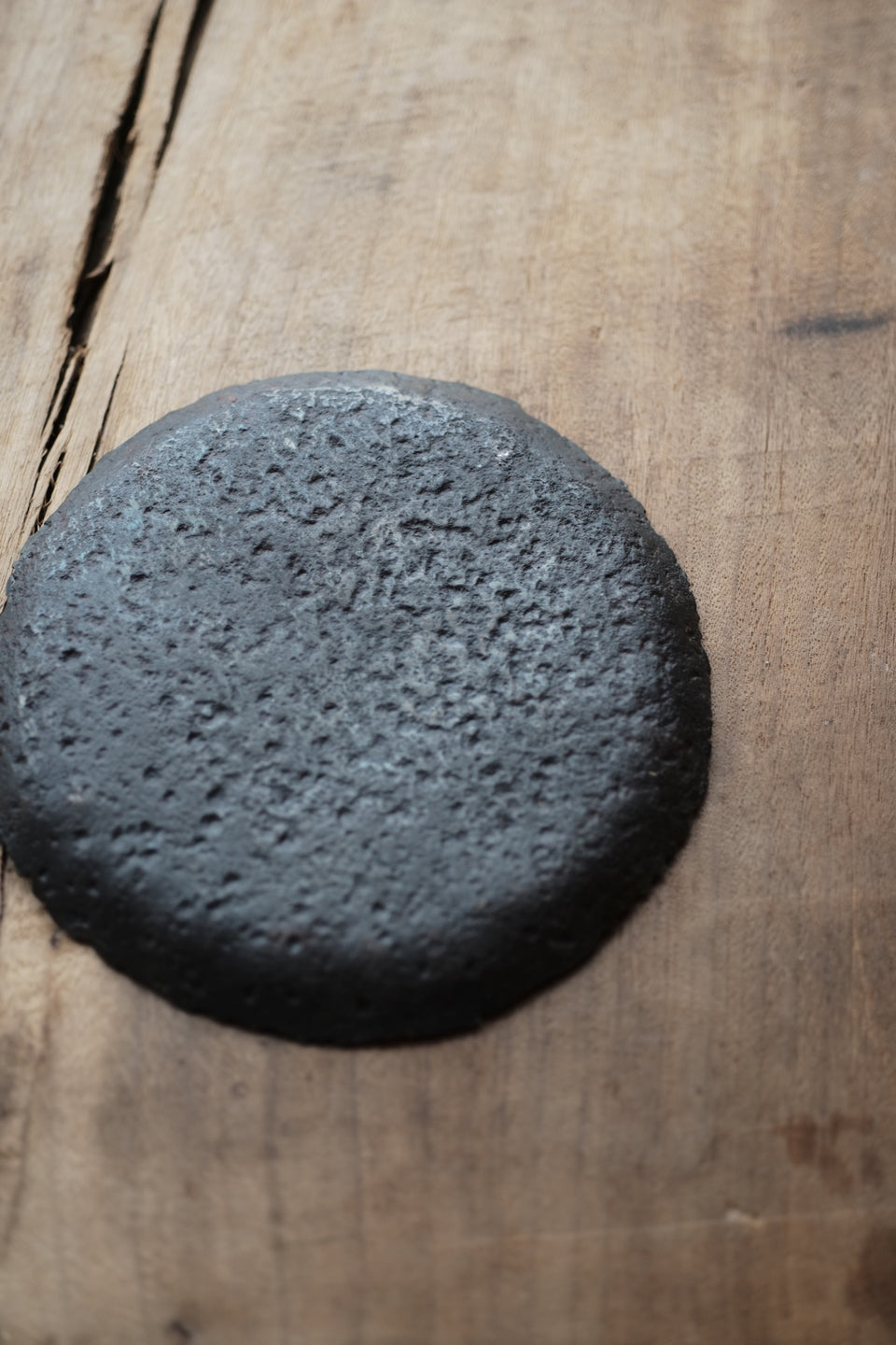 Hammered Iron Round Hucheng