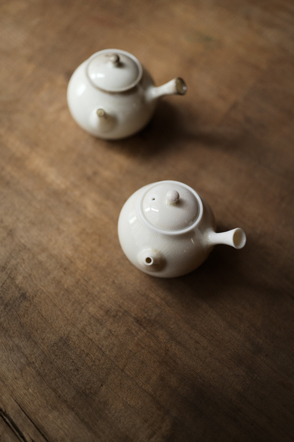 Crackle Soda-Fired Side-Handle Teapot