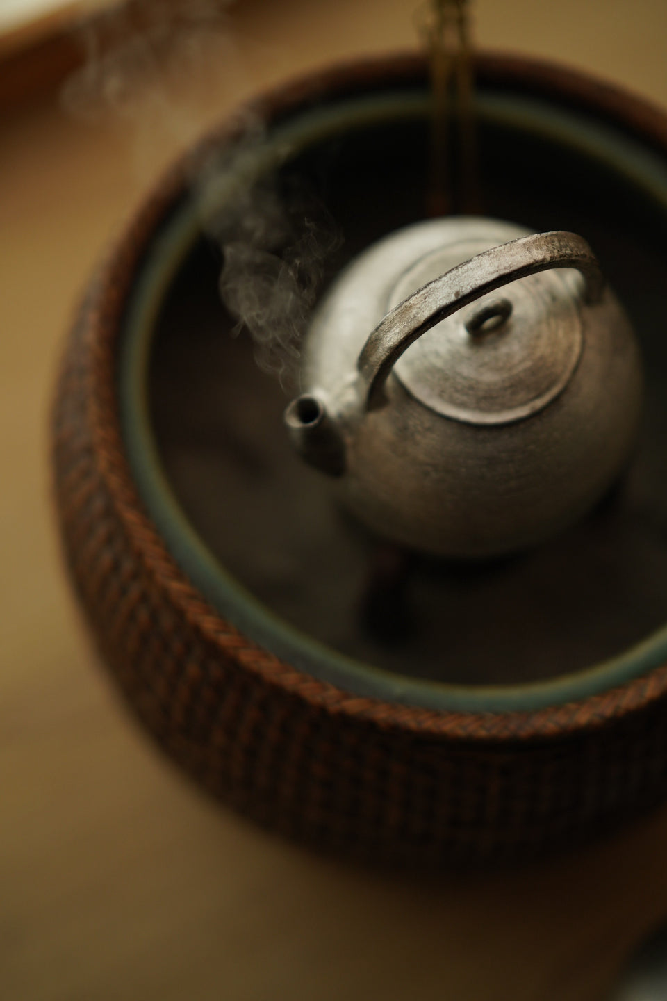 Silver Powder Glazed Kettle by Ji Shang Zao Wu