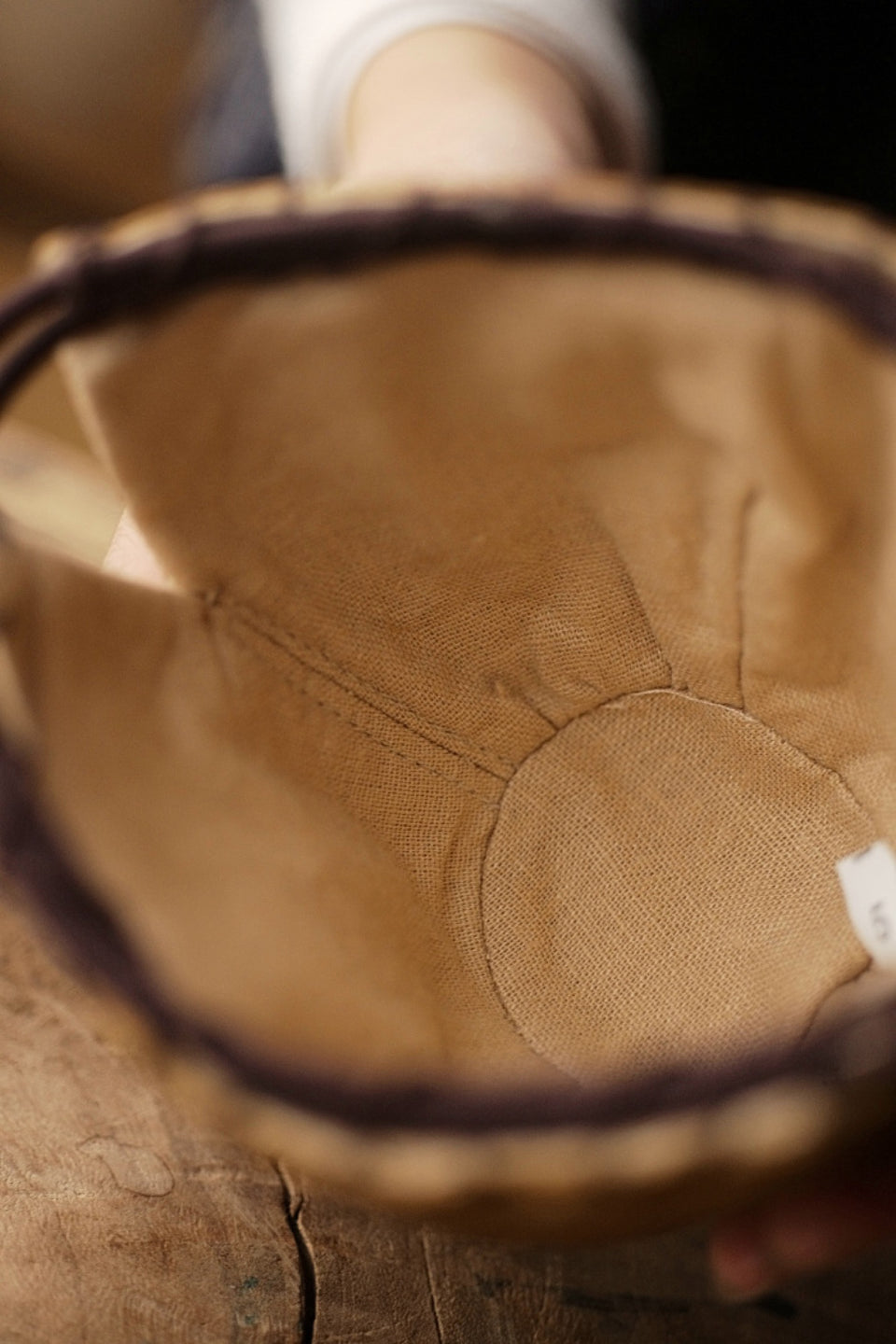 Elegant Golden Teaware Travel Bag