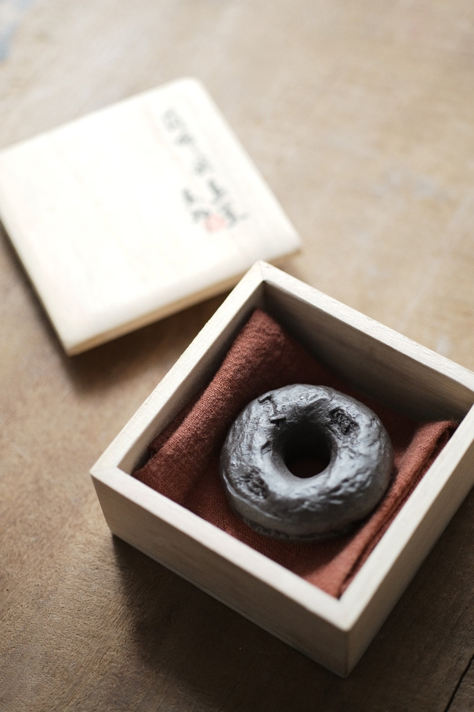 Hand-made Teapot Lid Stand