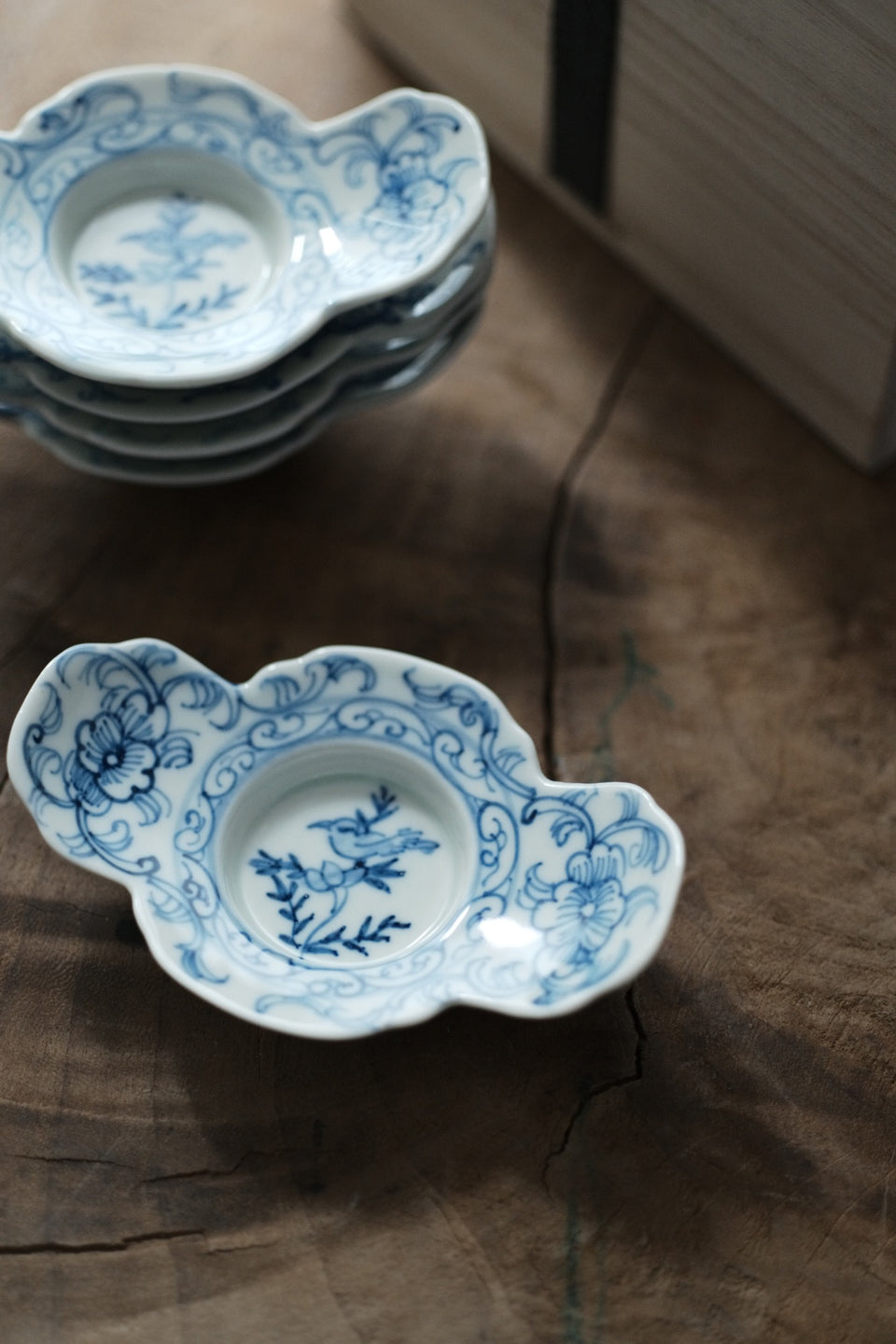 Qinghua Camellia Leaf And Bird Coaster