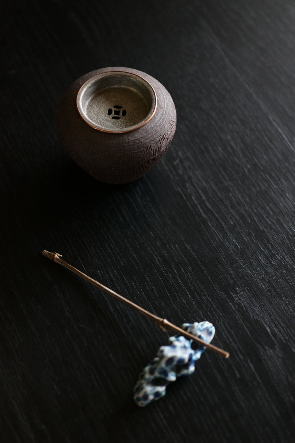 Hand-Carved Jianshui by Ji Shang Zao Wu