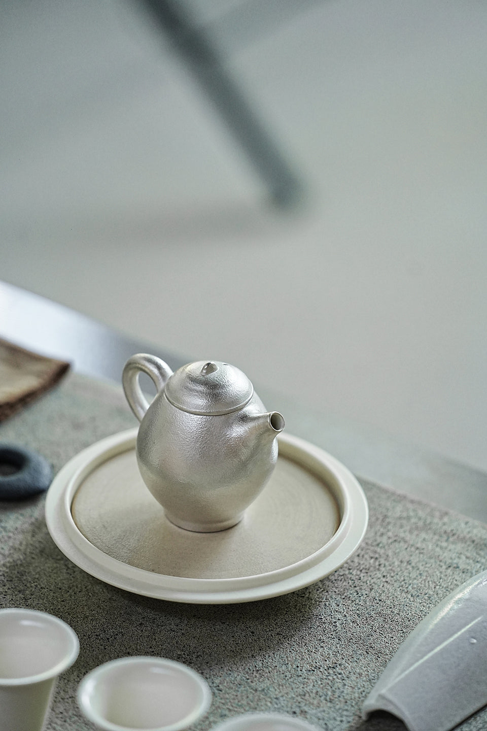 Plump Silver Modern Teapot for Oolong Tea & Yancha