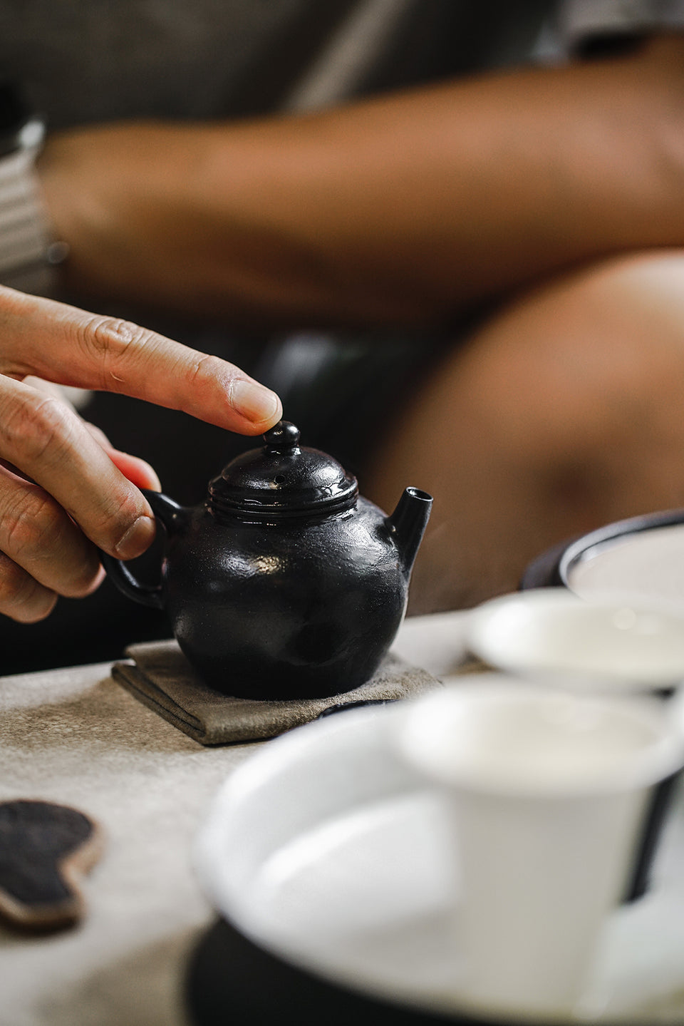 Matte Black "Egg-Shaped" Teapot