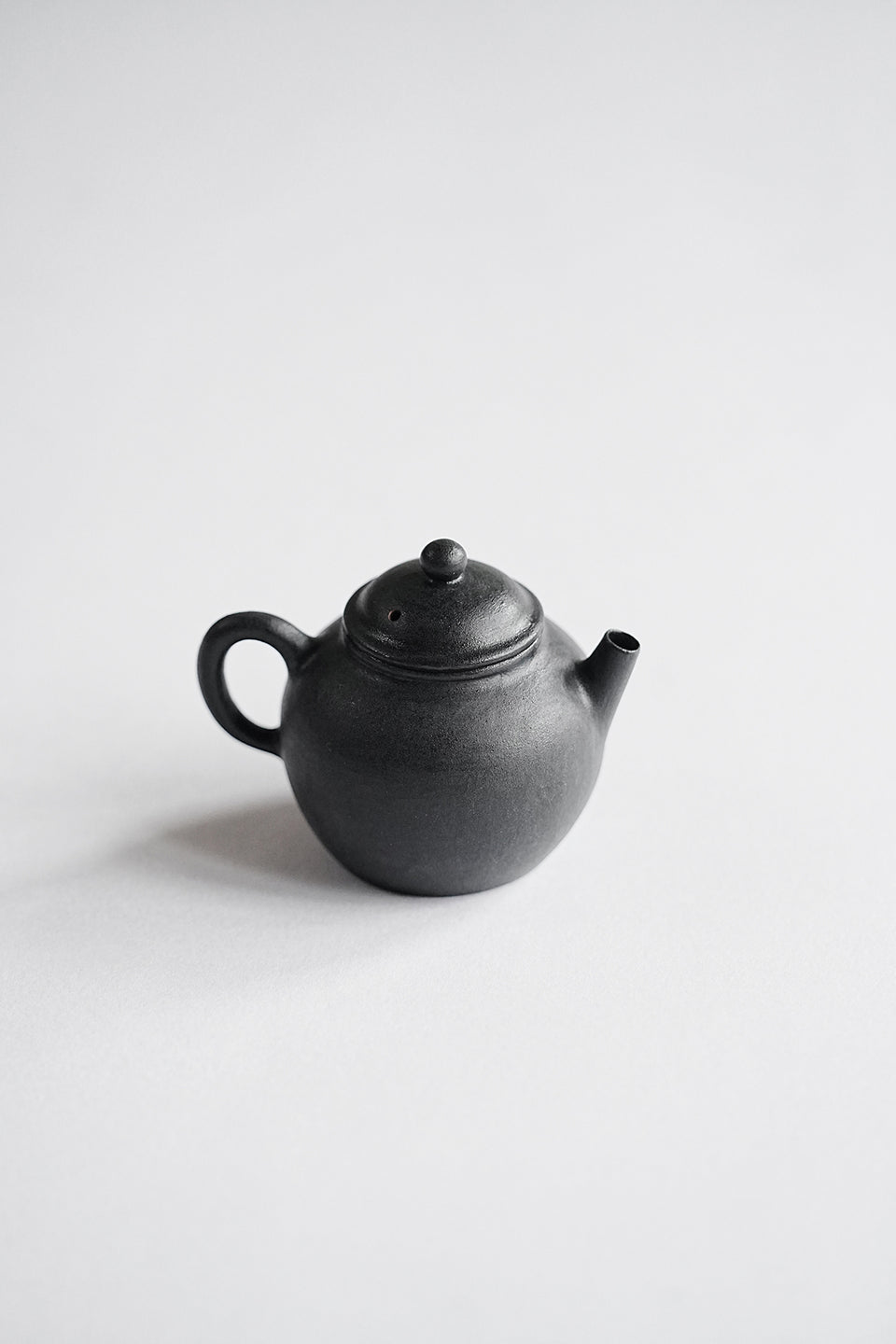 Matte Black "Egg-Shaped" Teapot