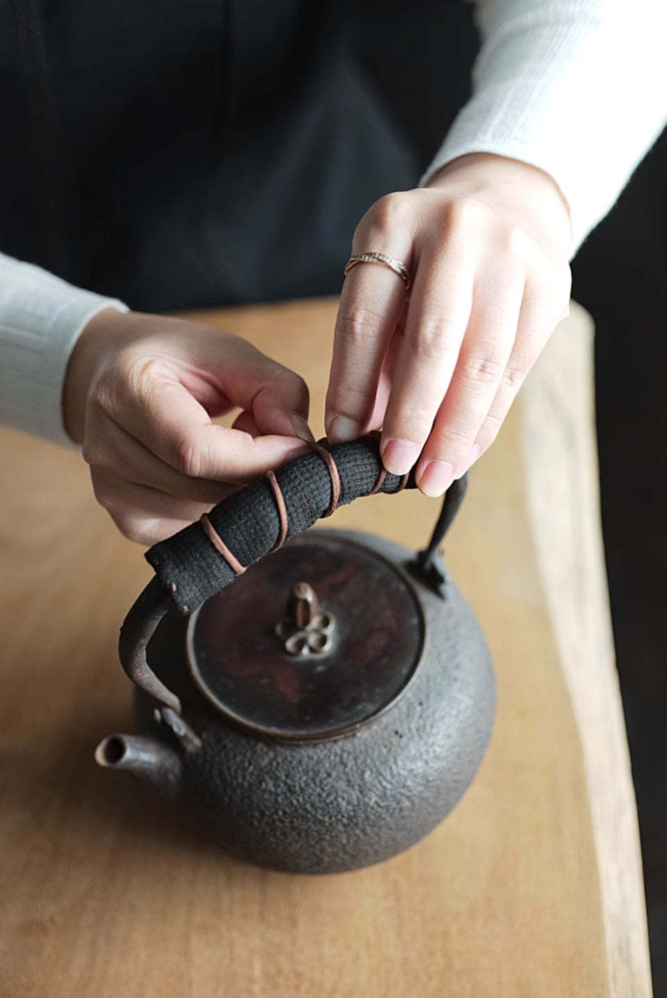 Xiangyun Silk Yarn Iron Teapot Handle Pad