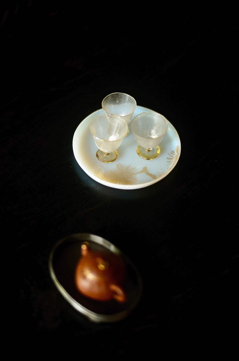 Winter Frost Series Gold Pine and Bamboo Glass Hucheng Tea Tray