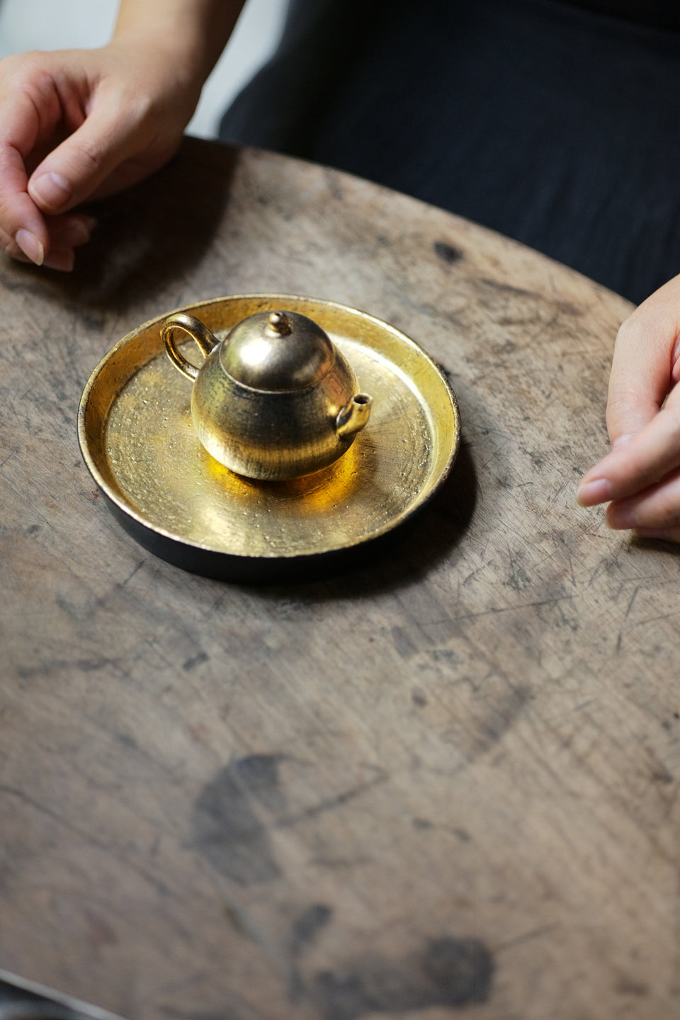 Brushed Gold Pear-Shaped Teapot by Song Feng · 70ml