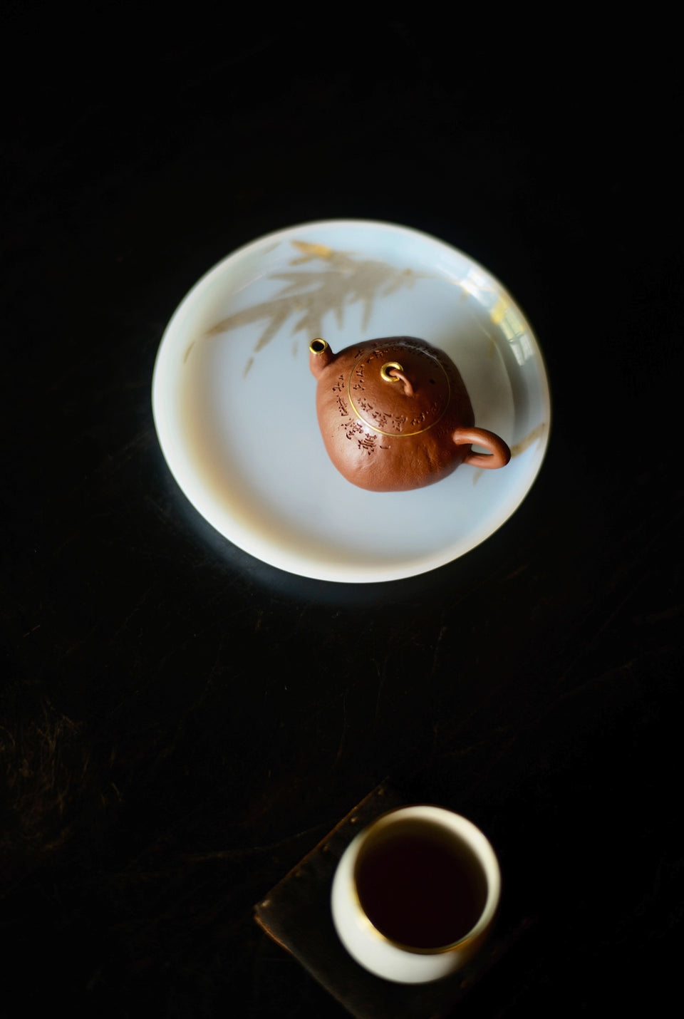 Winter Frost Series Gold Pine and Bamboo Glass Hucheng Tea Tray