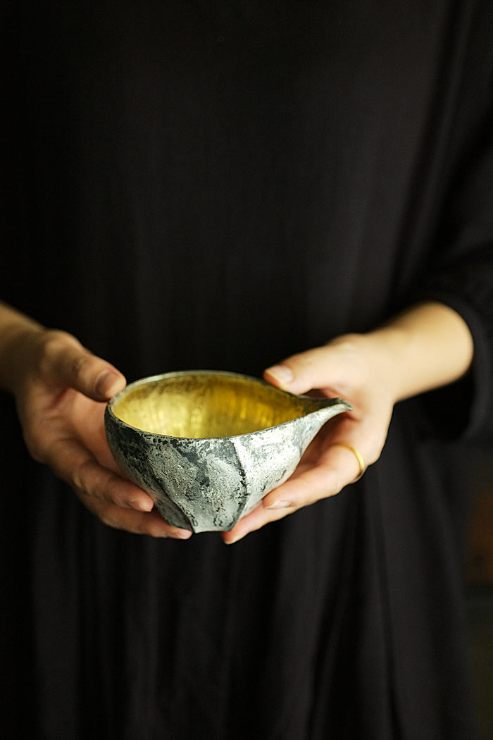 "Dragon Egg" Brushed Gold Gongdaobei Share Cup