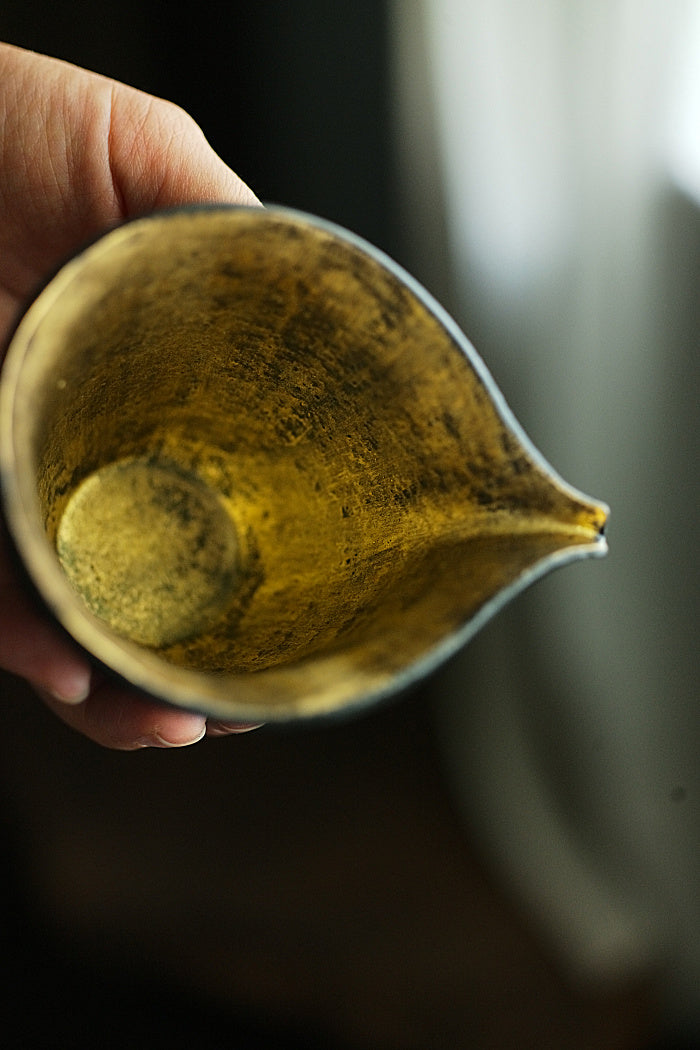 Melon-Slice Gongdaobei Pitcher｜Silver / Black Gold