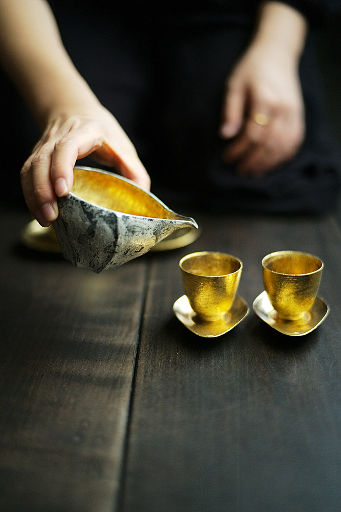 "Dragon Egg" Brushed Gold Gongdaobei Share Cup