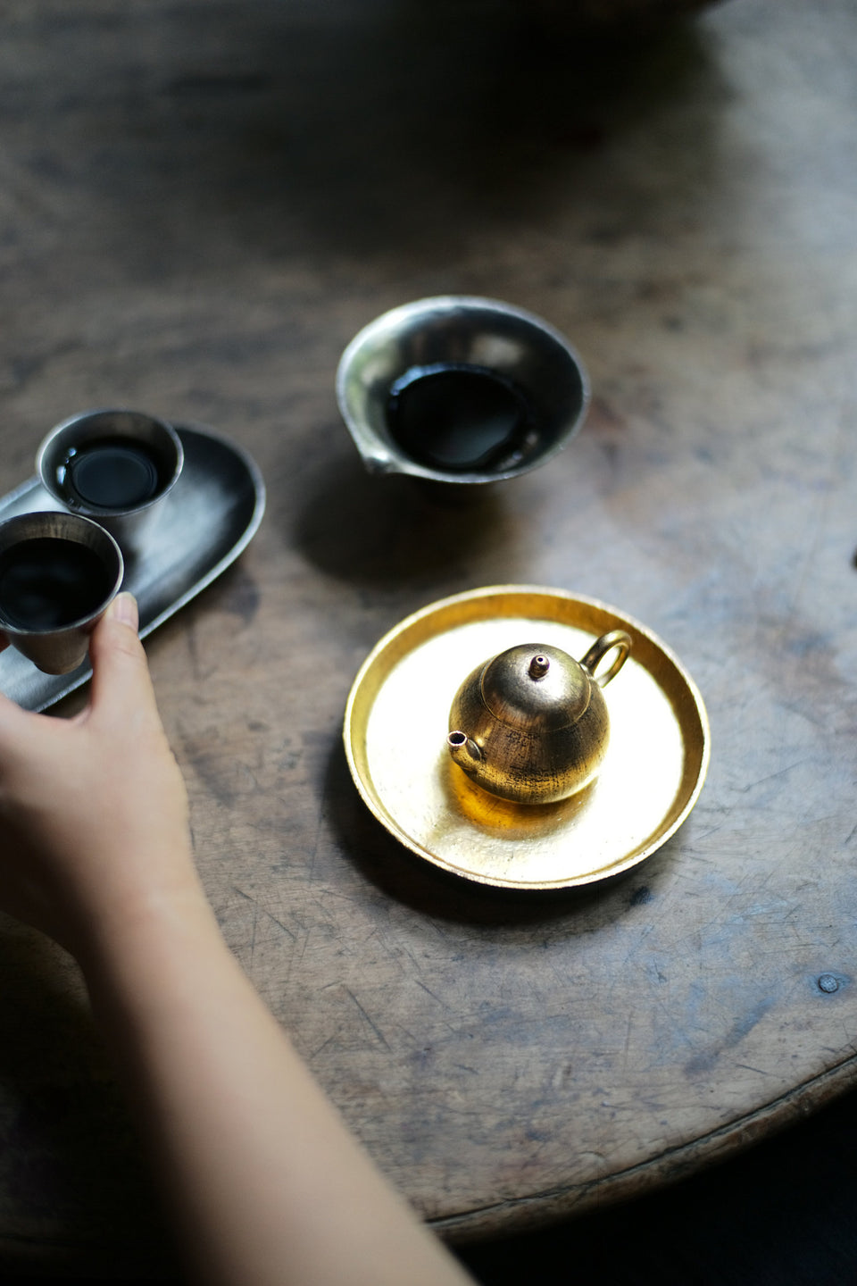 Brushed Gold Pear-Shaped Teapot by Song Feng · 70ml