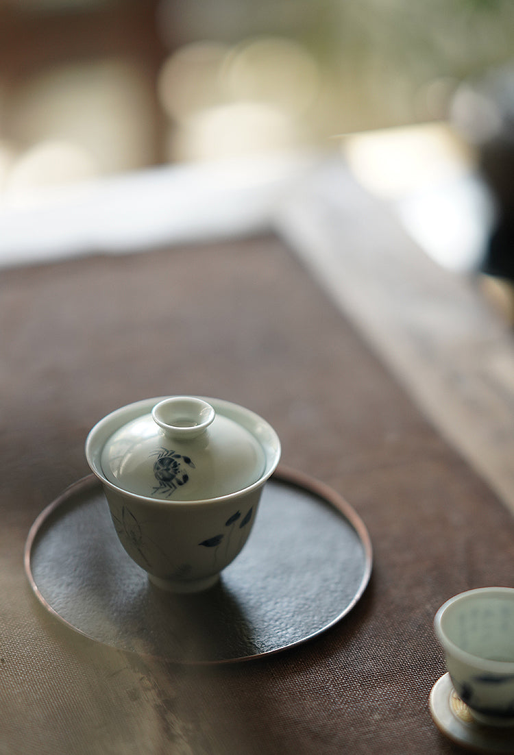 Sealife Qinghua Gaiwan with Fish, Crab, and Shrimp