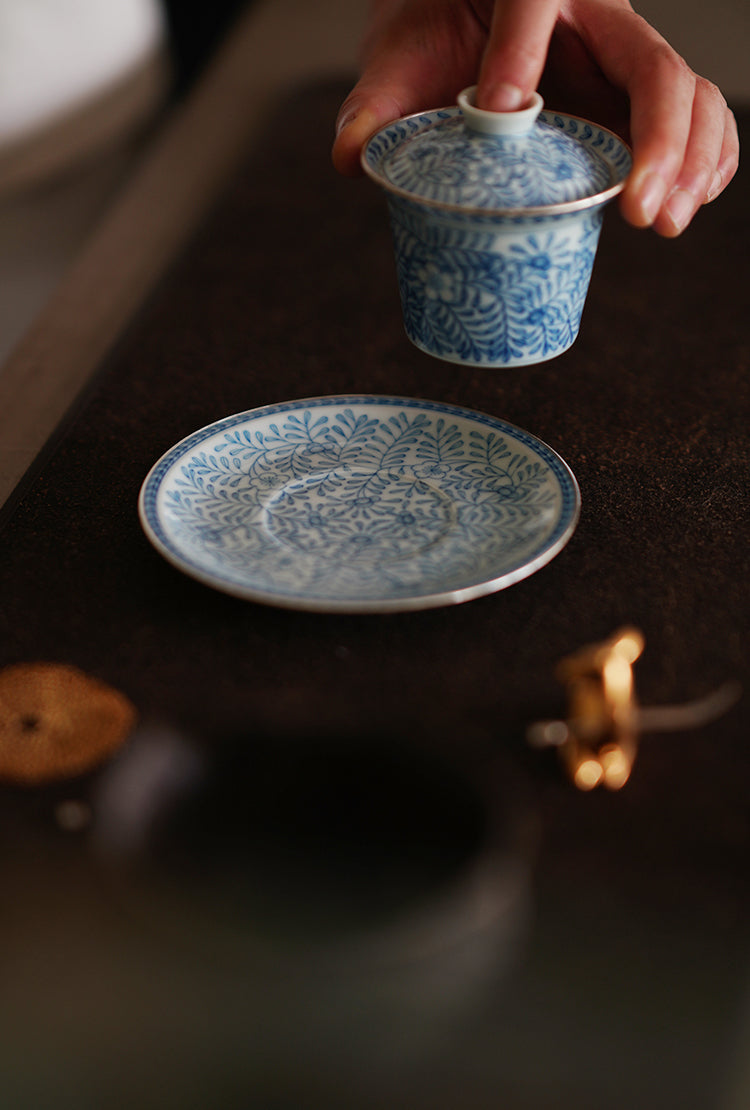 "1000 Leaves" Qinghua Hucheng & Tea Plate