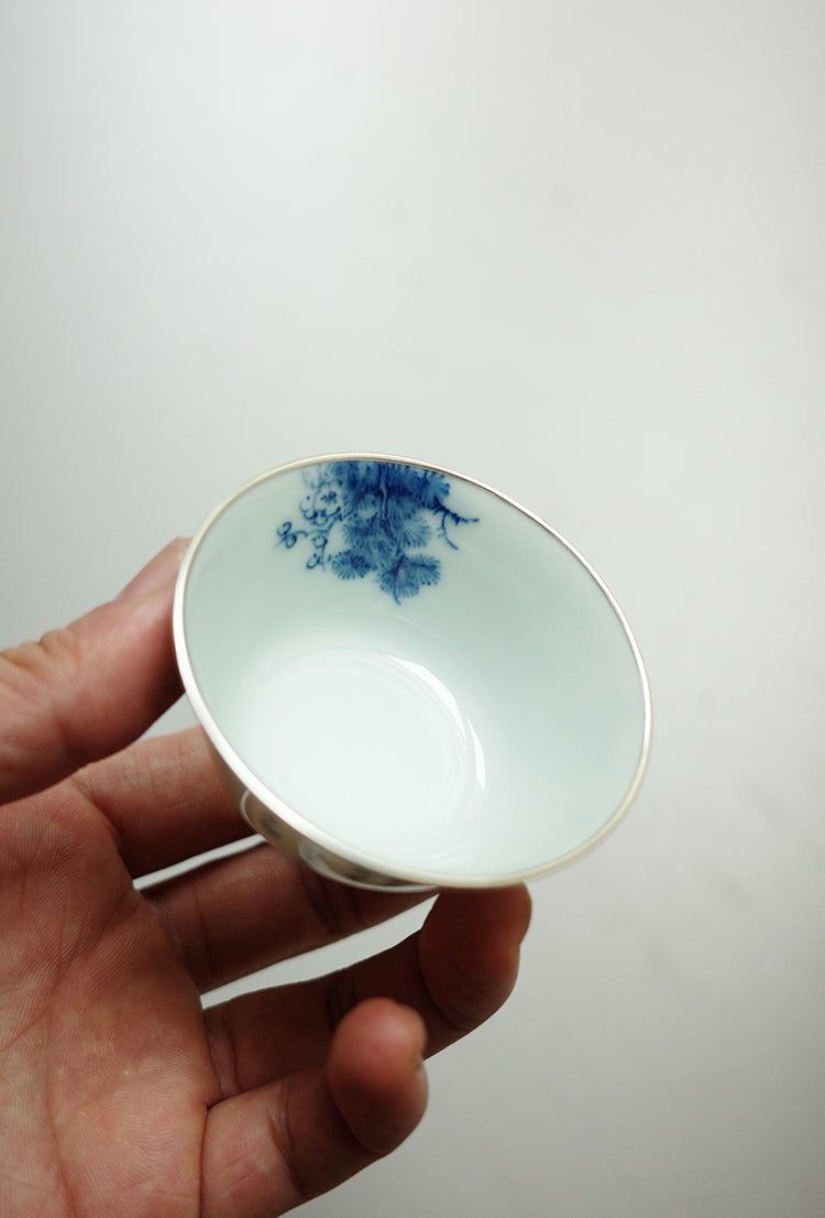 "Three Friends of Winter" Qinghua Host Cup with Silver Rim