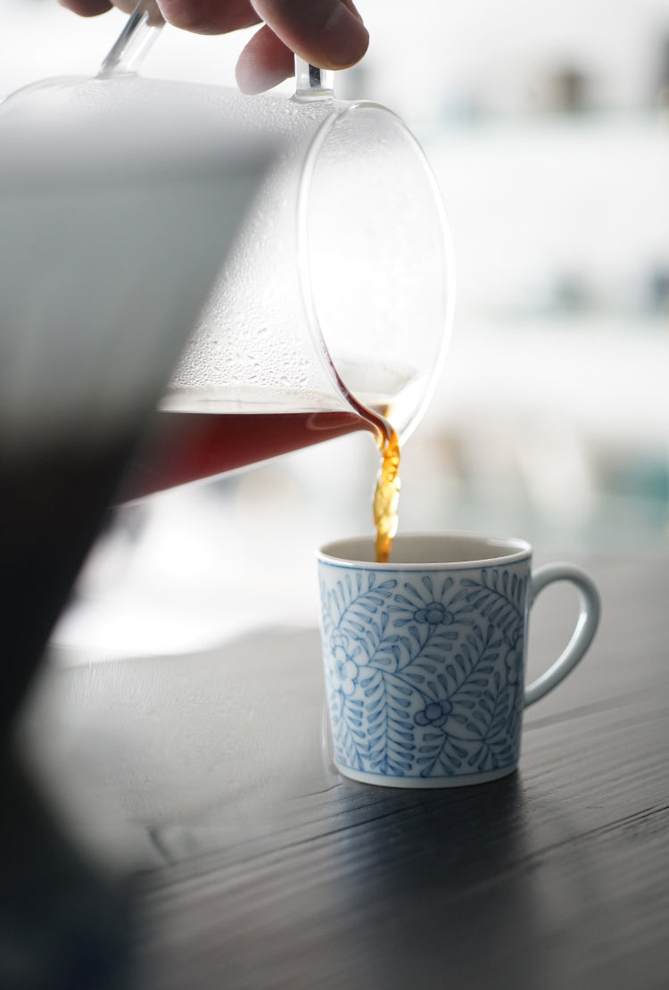 "1000 Leaves" Qinghua Blue & White Ceramic Coffee Cup