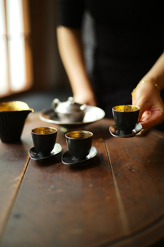 Precious Metal Glazed Bell Teacups