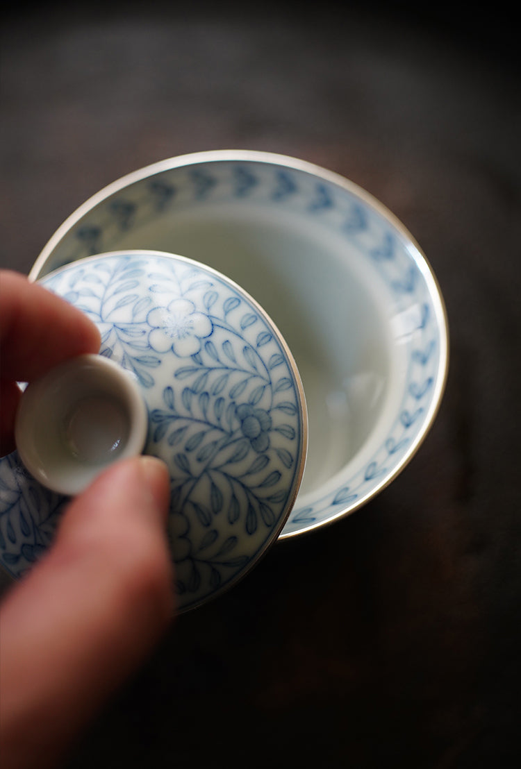 "1000 Leaves" Silver-Rimmed Qinghua Blue & White Gaiwan