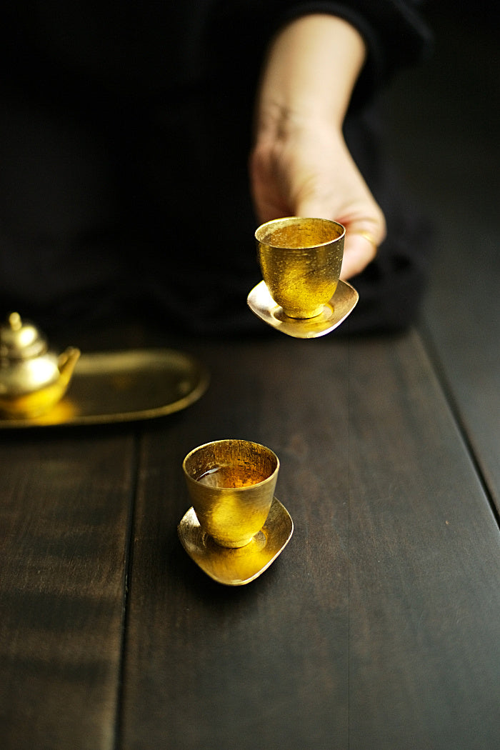 Precious Metal Glazed Bell Teacups