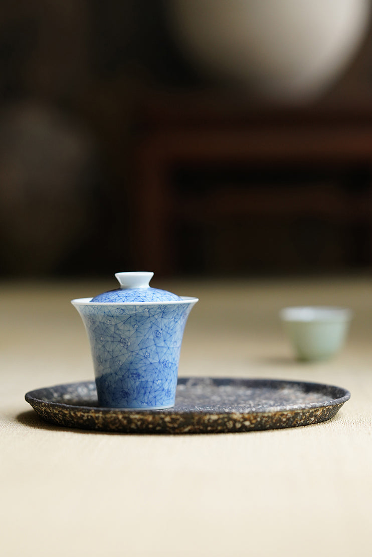 Hand-Painted Qinghua Ice Plum Blossom Gaiwan