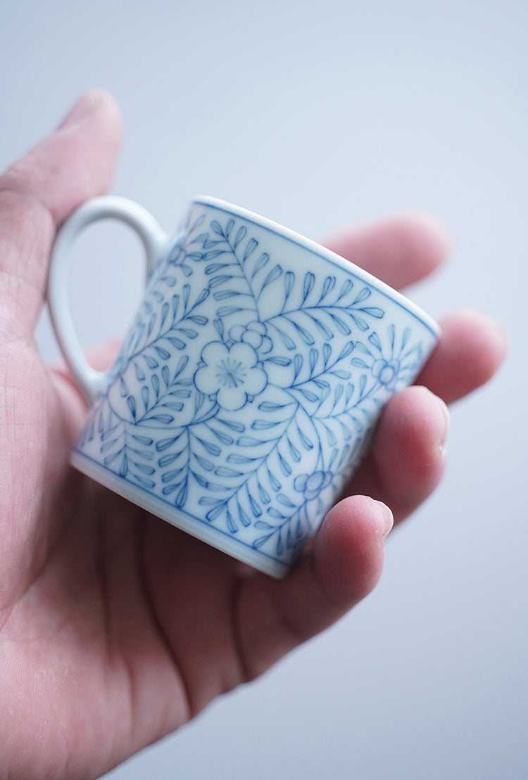 "1000 Leaves" Qinghua Blue & White Ceramic Coffee Cup