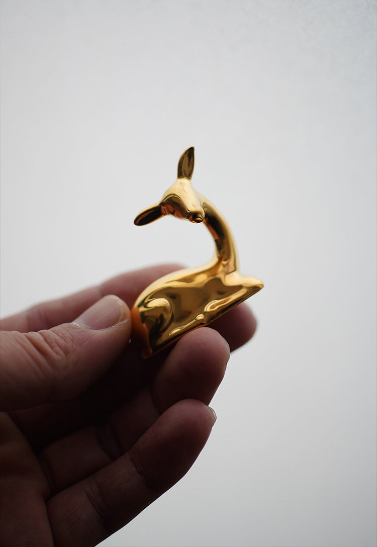 Gold-Glazed Cute Deer Tea Scoop Holder