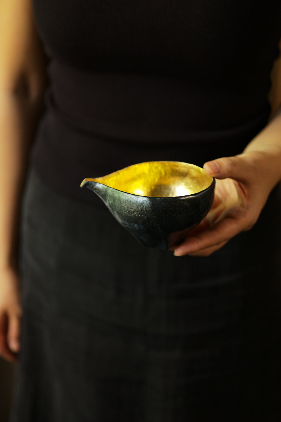 "Dragon Egg" Brushed Black and Gold Gongdaobei Share Cup