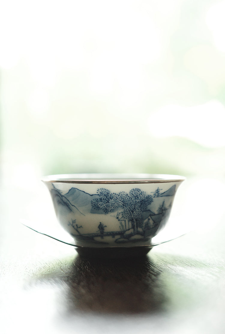 "Mountain Traveler" Qinghua Host Cup with Silver Rim