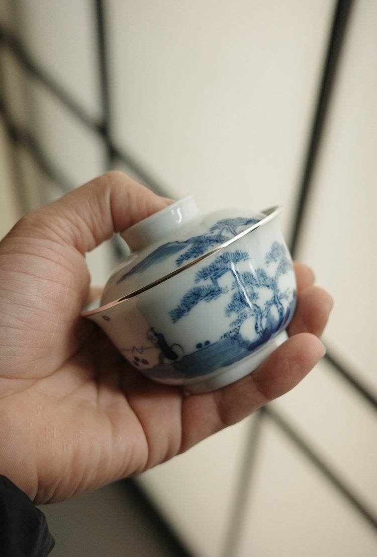 Mountain Fisherman's Retreat Qinghua Porcelain Gaiwan