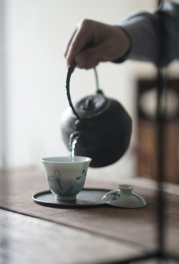 Sealife Qinghua Gaiwan with Fish, Crab, and Shrimp