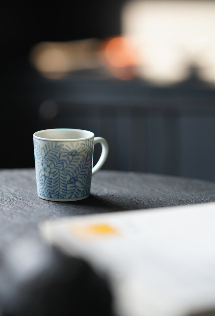 "1000 Leaves" Qinghua Blue & White Ceramic Coffee Cup