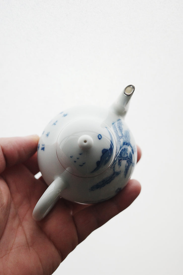 Wood-Fired Pear-Shaped Qinghua Teapot With Silver Edging