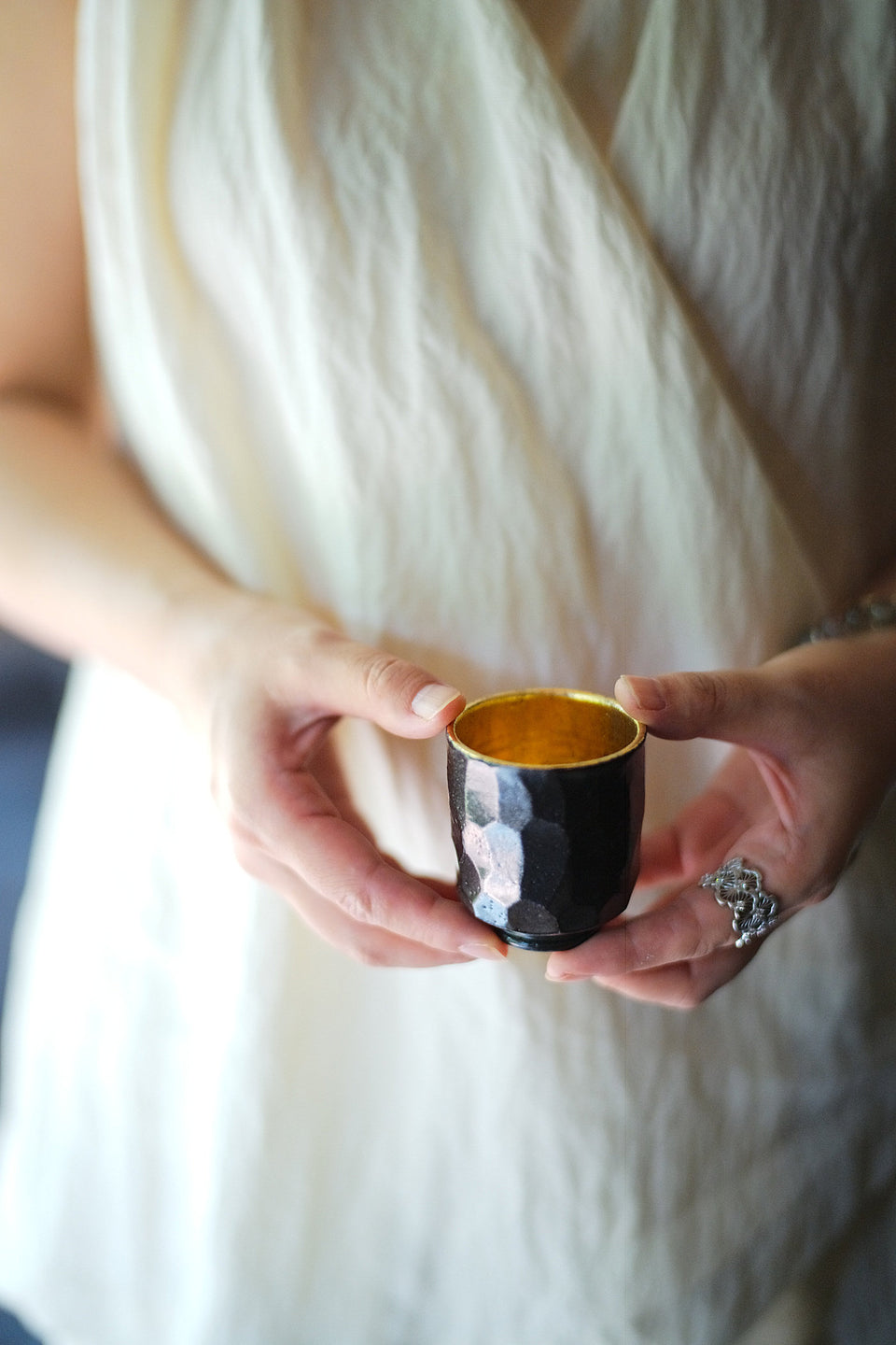 Faceted Onyx Host Cup by Chengwei