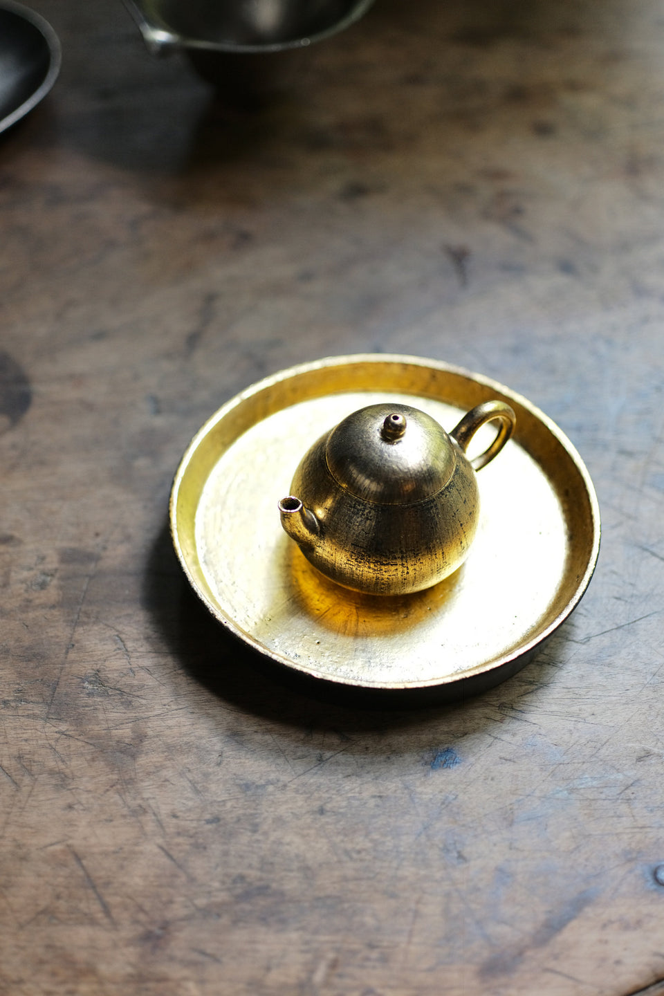 Brushed Gold Pear-Shaped Teapot by Song Feng · 70ml