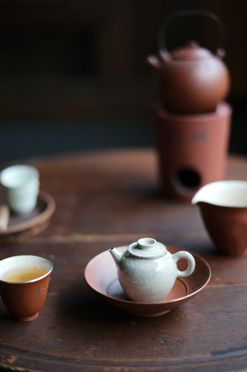 White Powder-Glazed Simple Teapot