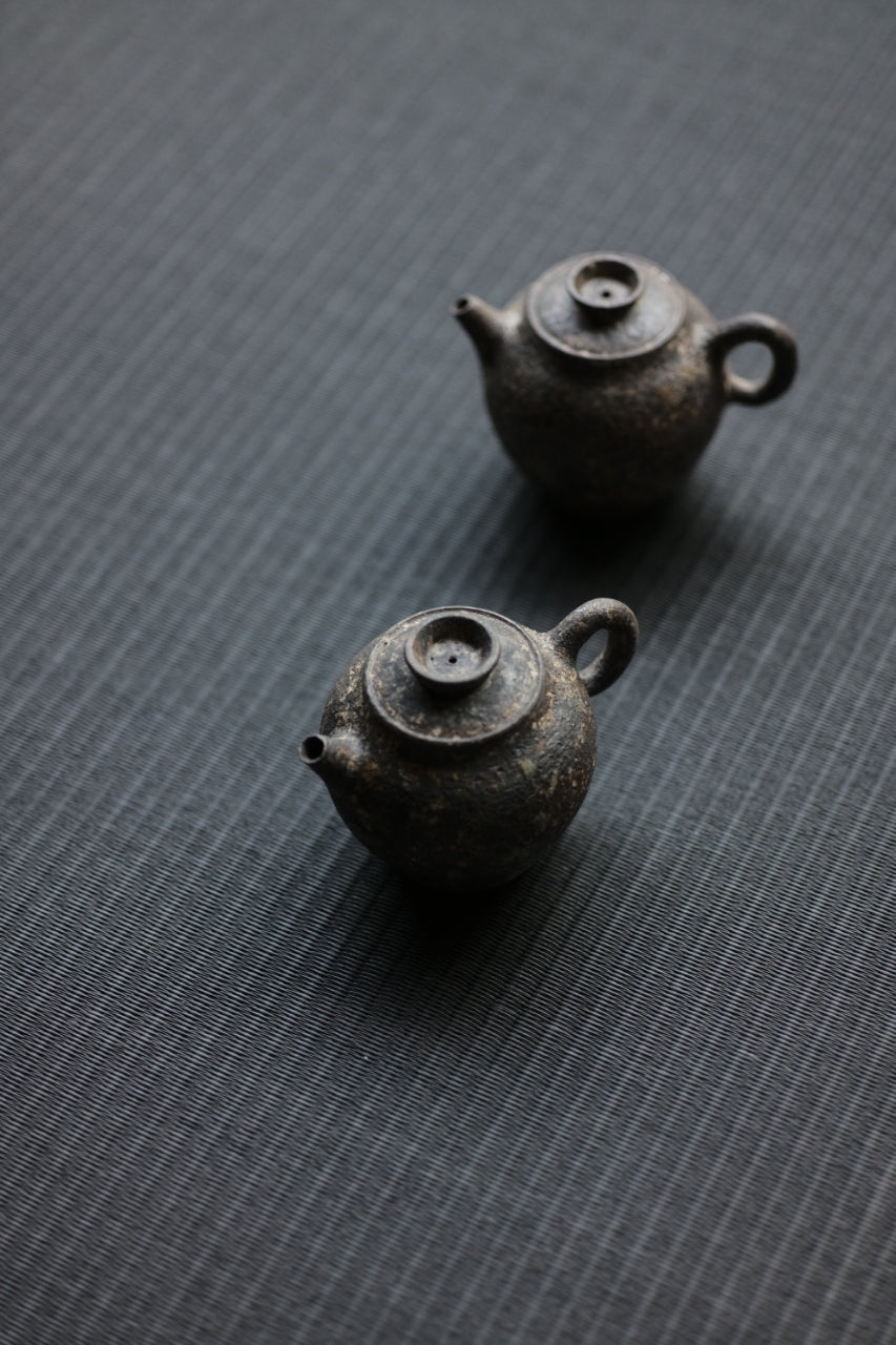 Natural Earth Textured Teapot #7 by Chengwei