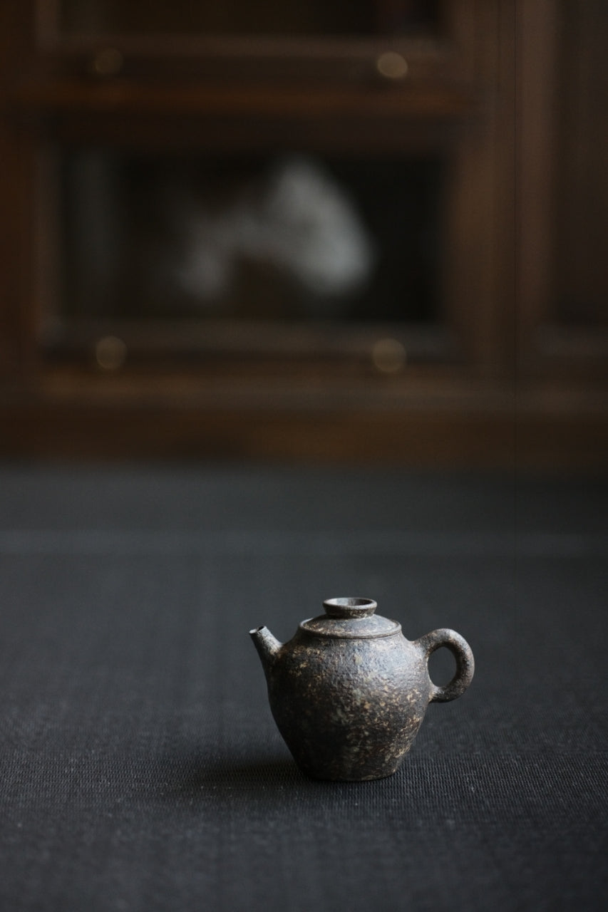 Natural Earth Textured Teapot #7 by Chengwei