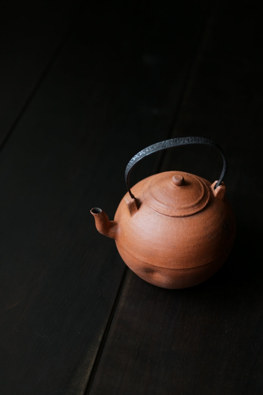 Huishan Red Clay Sanwan 3-Bend Neck Tea Kettle by Cheng Wei - Version 2
