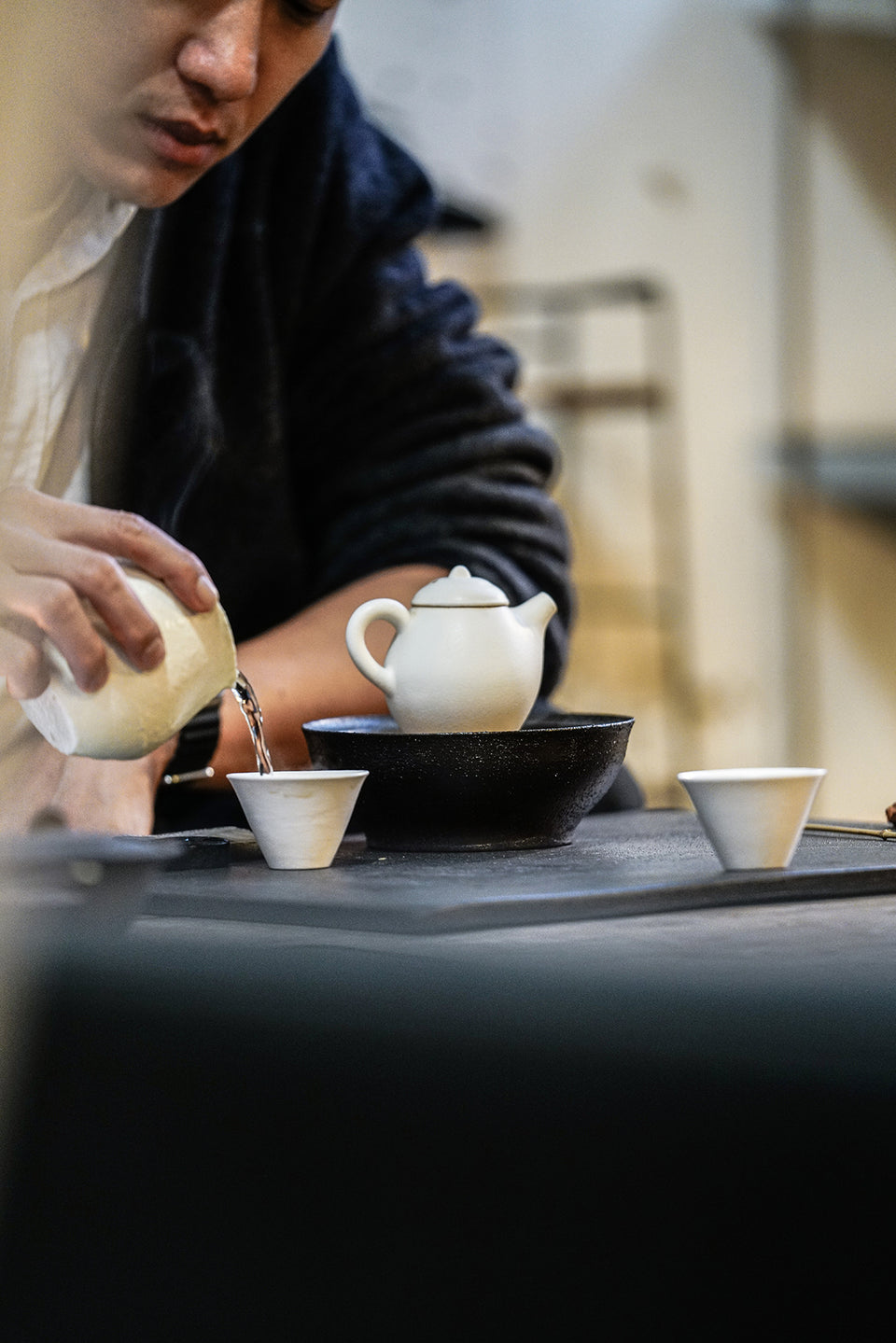 Plump White Modern Teapot for Oolong Tea & Yancha