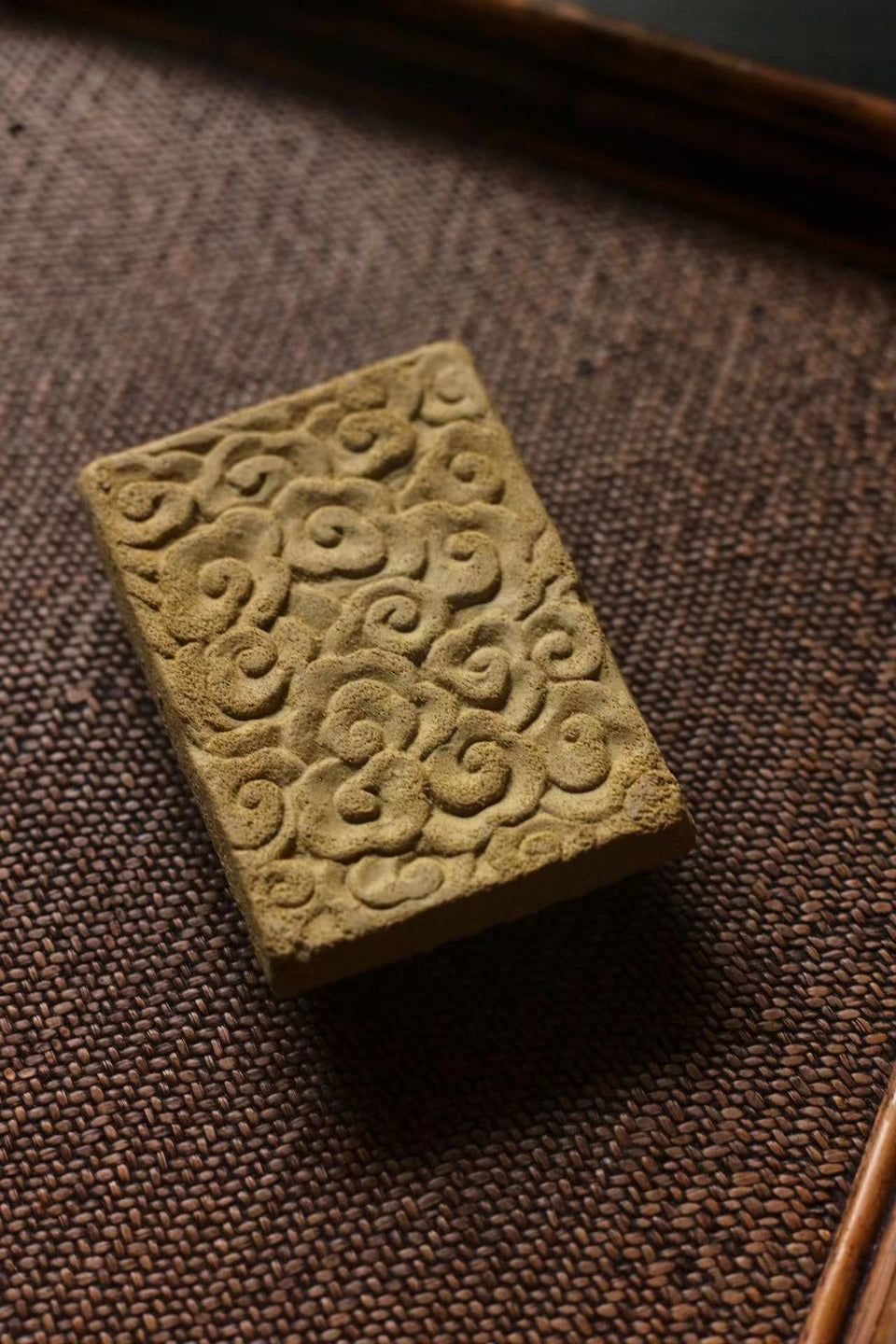 Hand-Carved Zisha Duan Clay Lid Holders by Ji Shang Zhao Wu