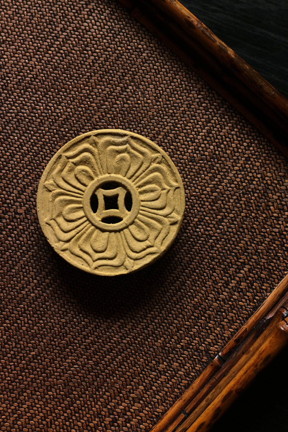 Hand-Carved Zisha Duan Clay Lid Holders by Ji Shang Zhao Wu