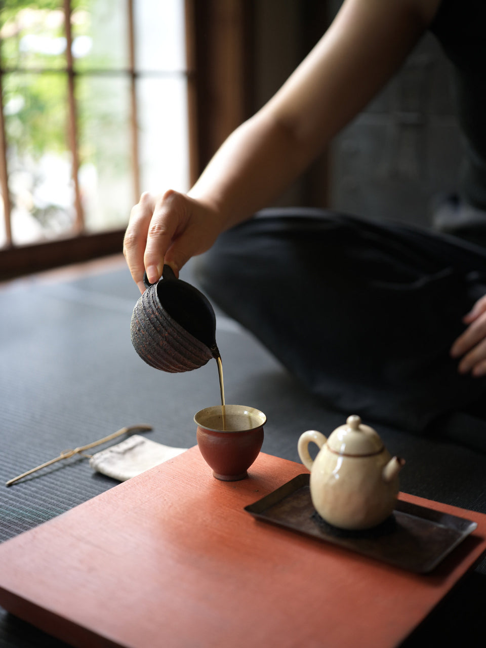 Textured Charcoal Black Clay Pitcher Gongdaobei