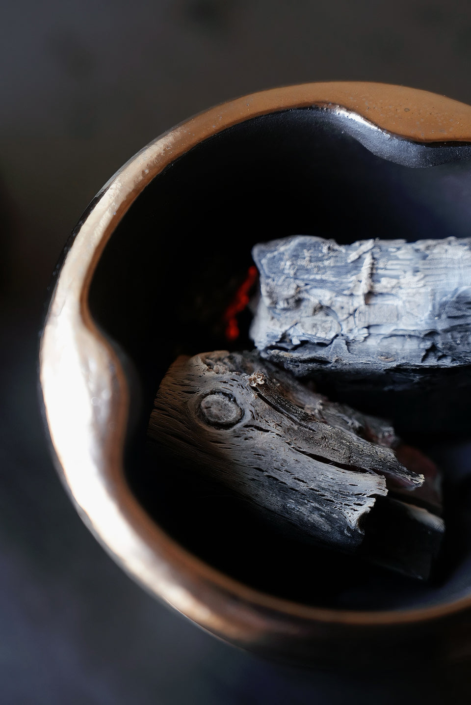 Gold Glaze One-Piece Fenglu Stove