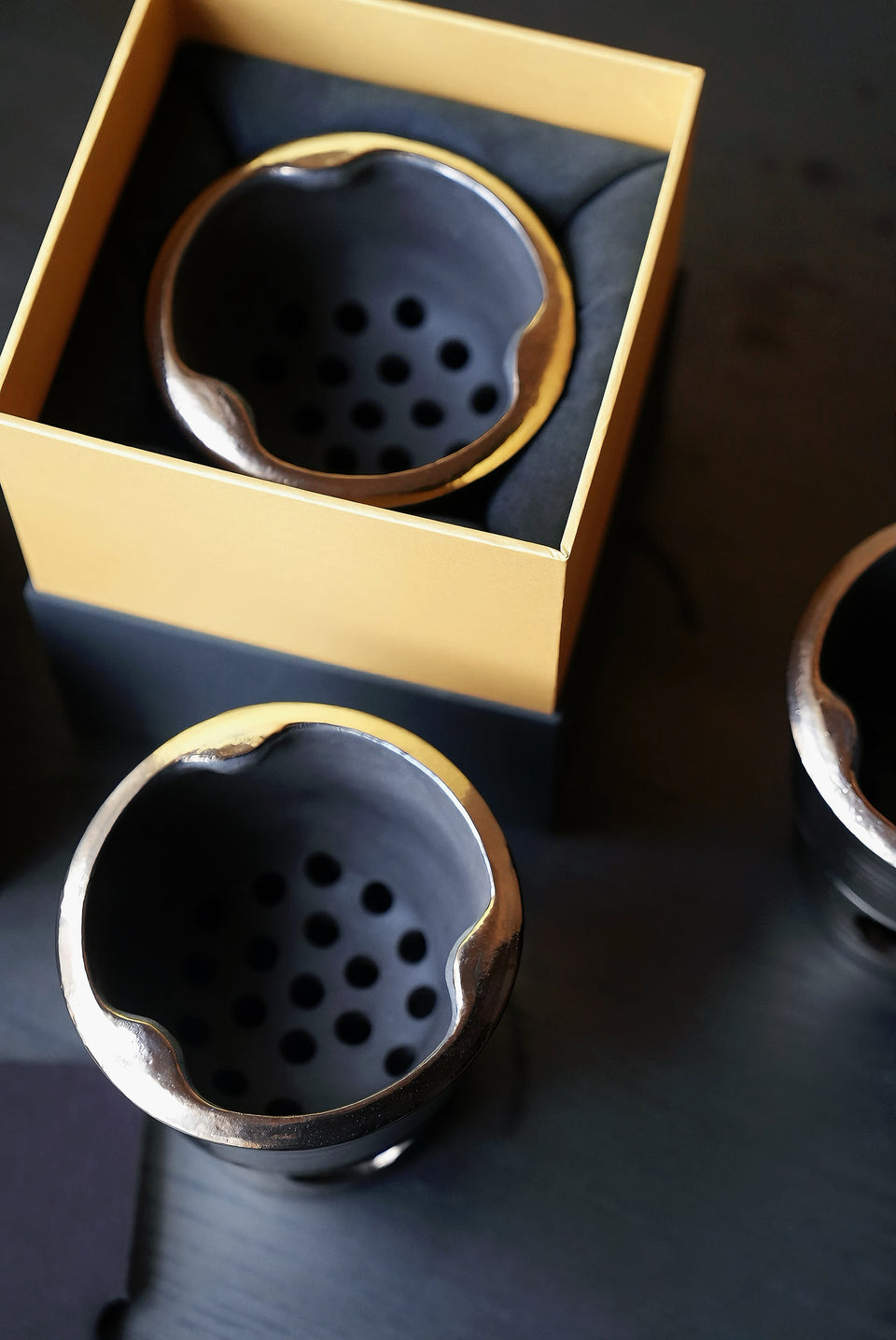 Gold Glaze One-Piece Fenglu Stove