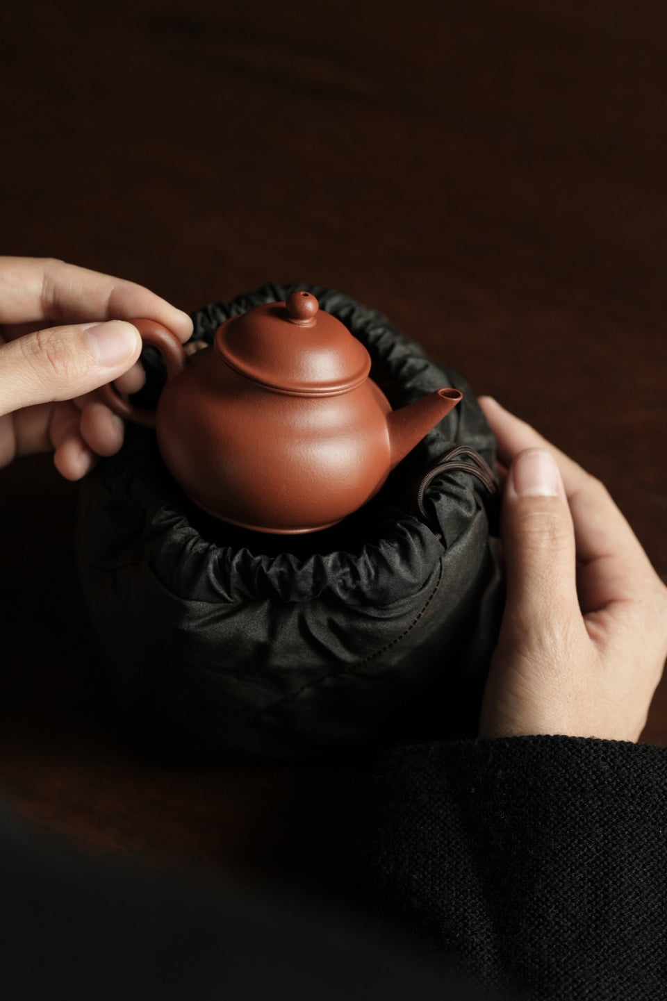 Yixing Zhuni Guava-Shaped Shuiping Teapot 100ml