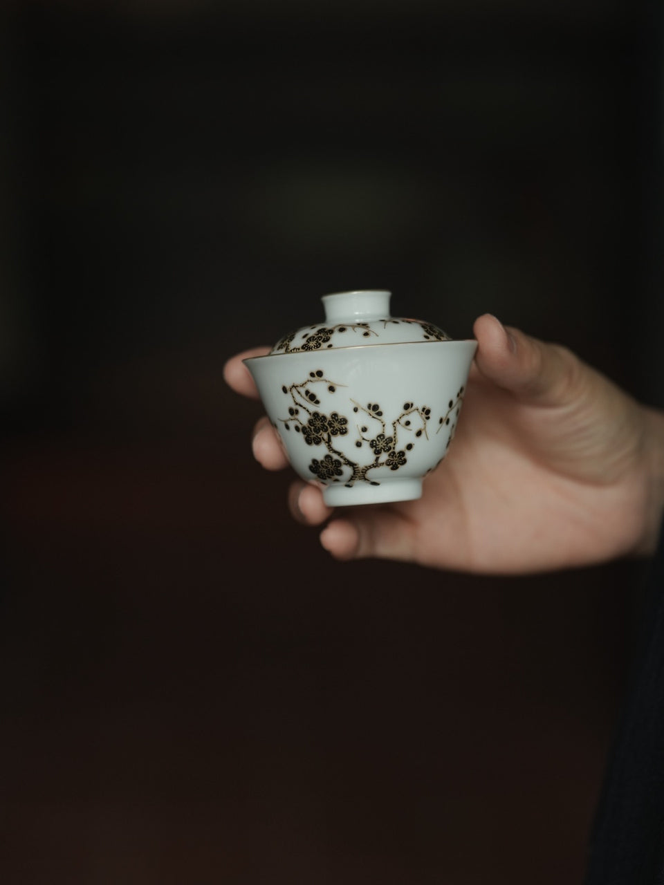 Plum Blossom Gaiwan with Gold Accents