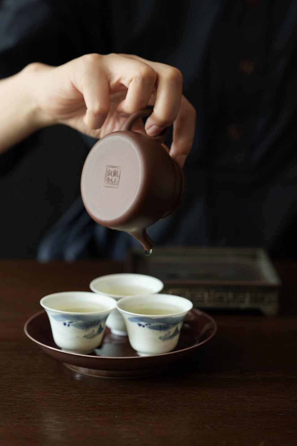 “Yan Xin” Aged Zini Clay Teapot